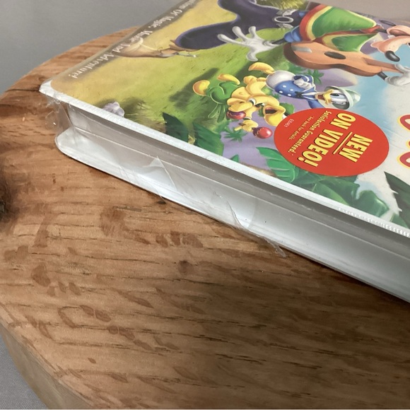 New & Sealed - Walt Disney - Saludos Amigos - Gold Collection VHS - Vintage Rare - Picture 7 of 9